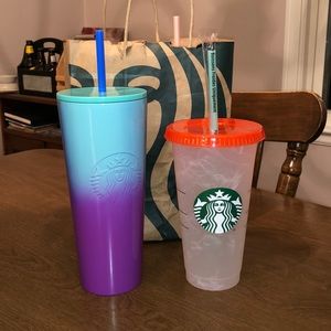 2 cups:Starbucks S.S & reusable coloring Starbucks